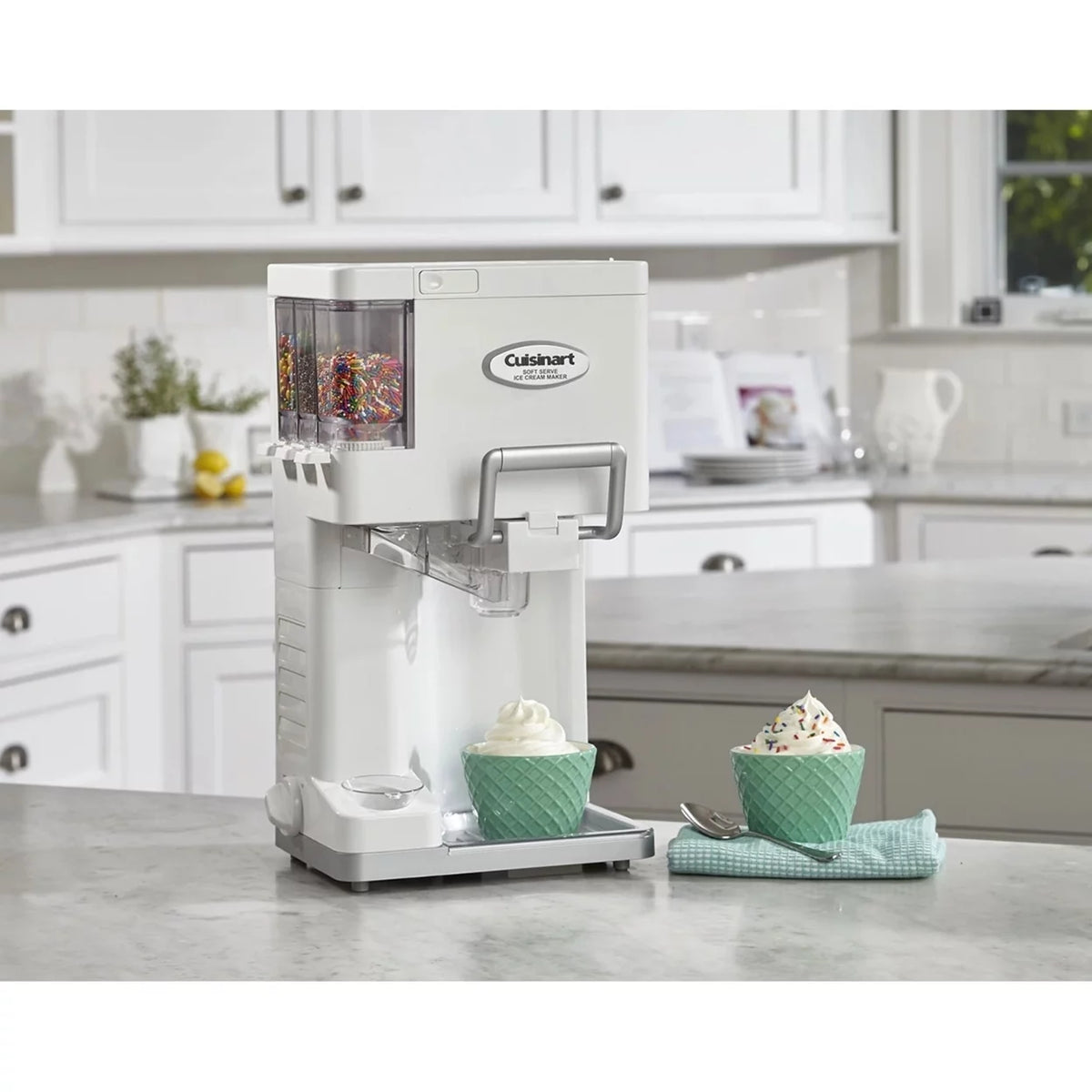 Soft Serve Ice Cream Maker Q2849