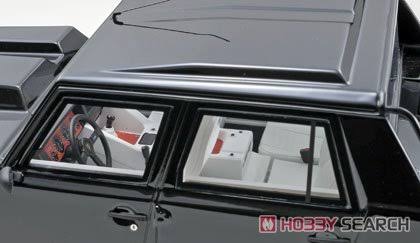 Black 1/18 Model Car P404392