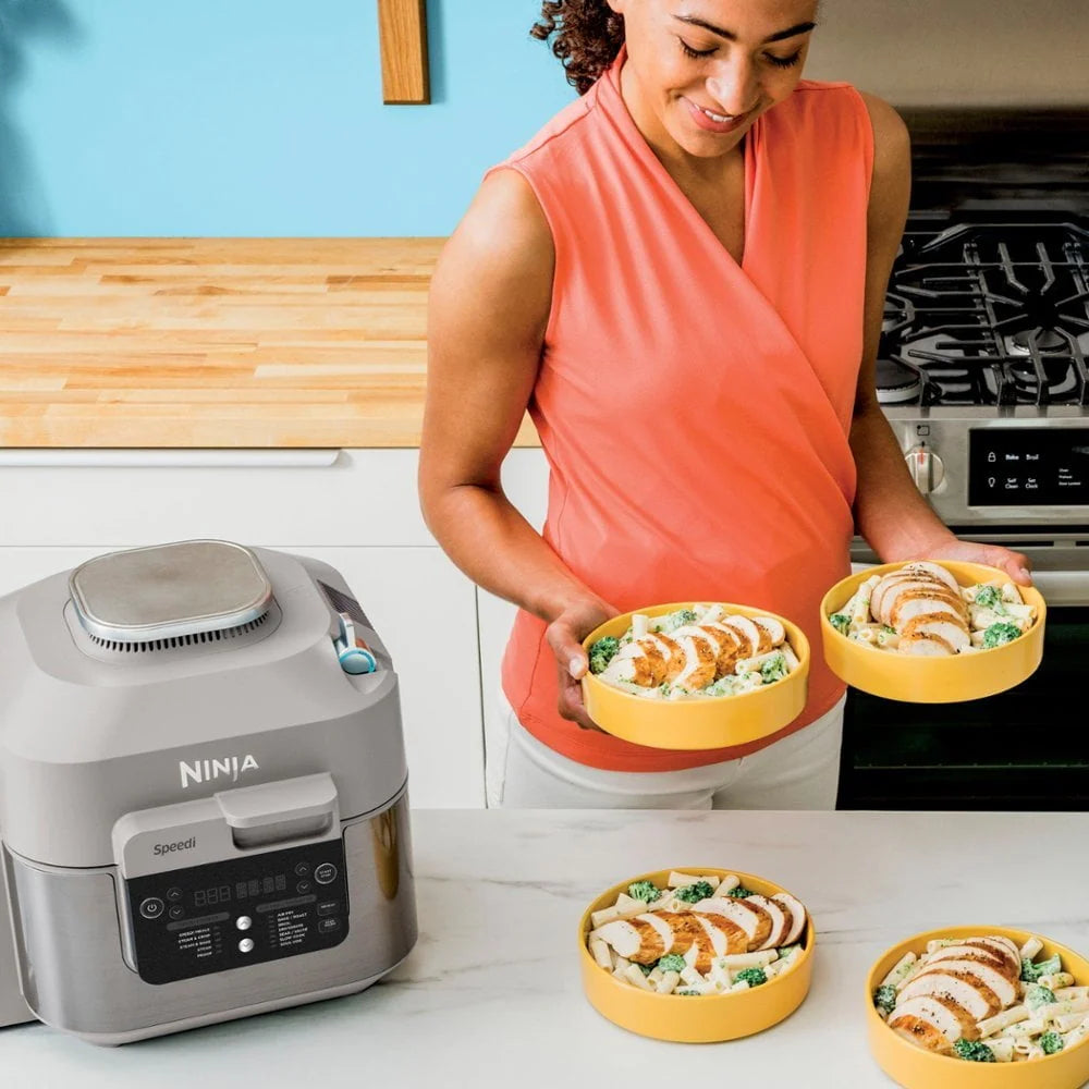 Light Gray 6-Quart Air Fryer D872063
