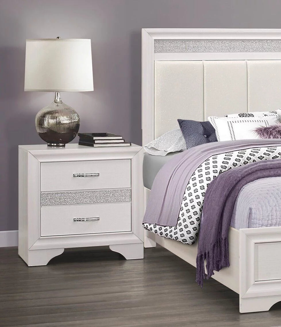 White 5pc Queen Bedroom Set with Dresser Mirror Nightstand Chest N341