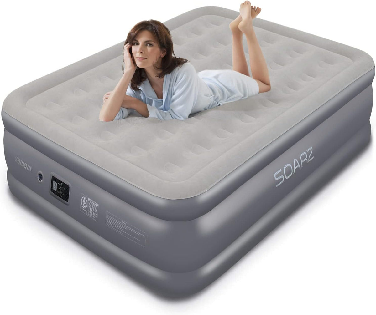 Queen Air Mattress with Built-in Pump S89825