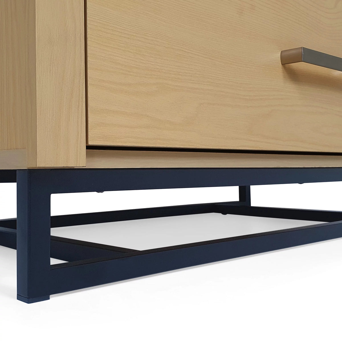2 Piece 4 Drawer Dresser and Nightstand Set Z38640