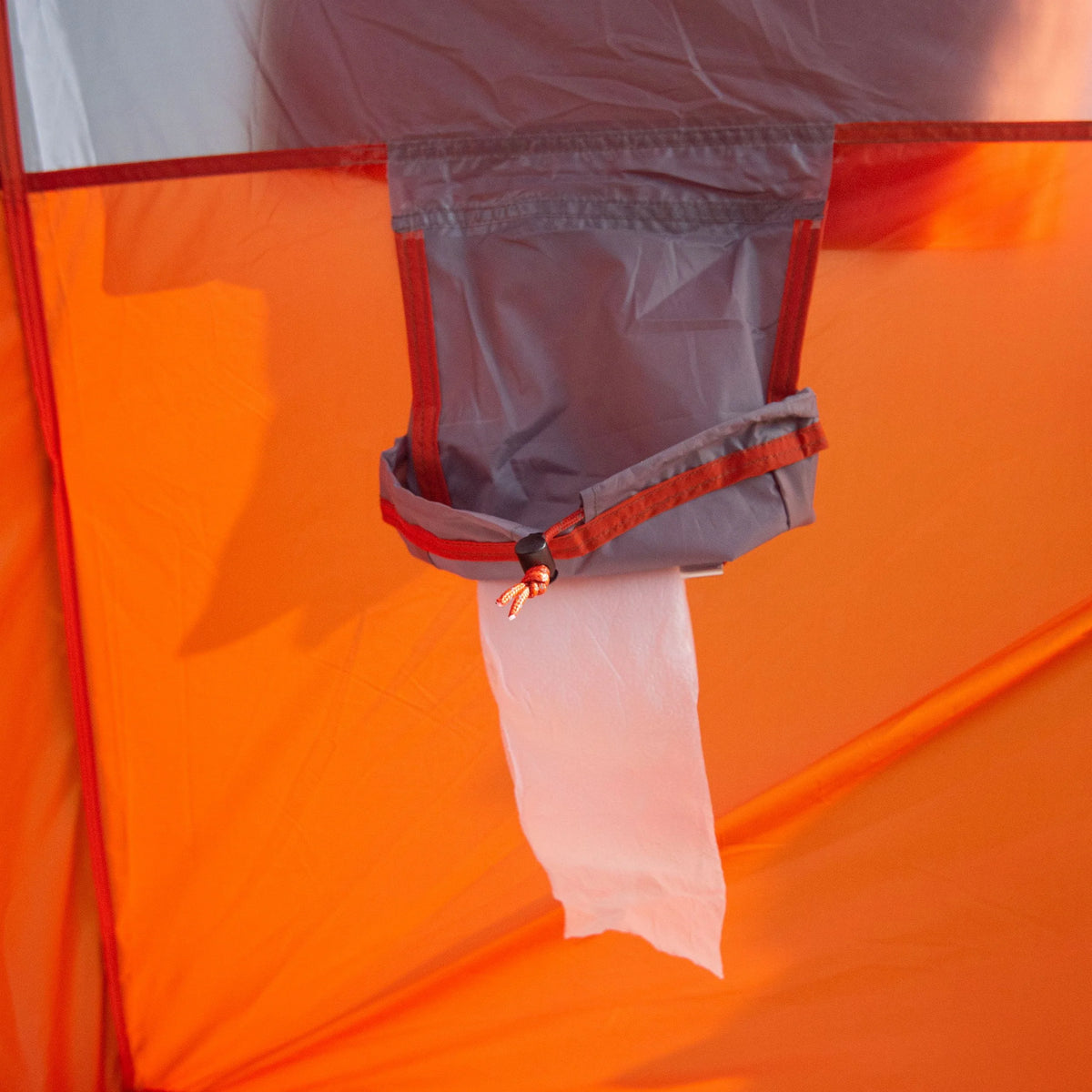 Shower Tent / Changing Station H90406
