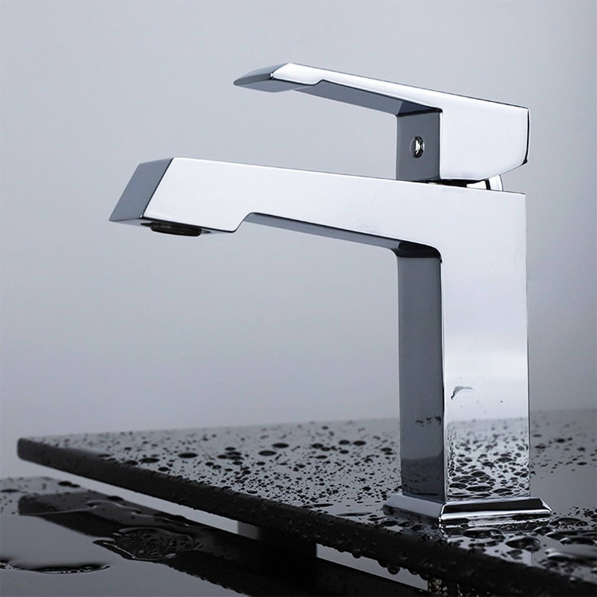 Chrome Brass Single Hole Bathroom Faucet G551