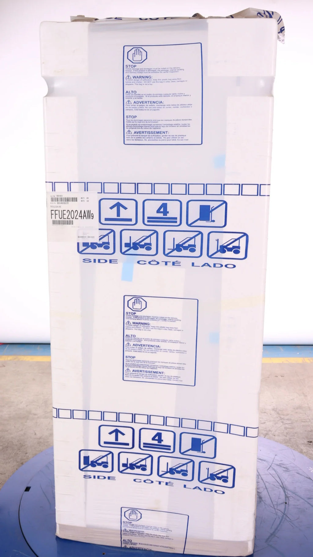 20 cu ft. Upright Freezer with Auto-Close Doors U528