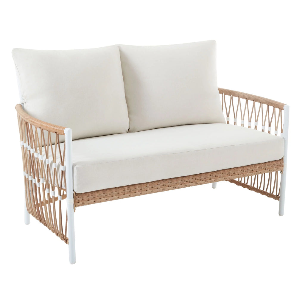 White Wicker Outdoor Loveseat Q825