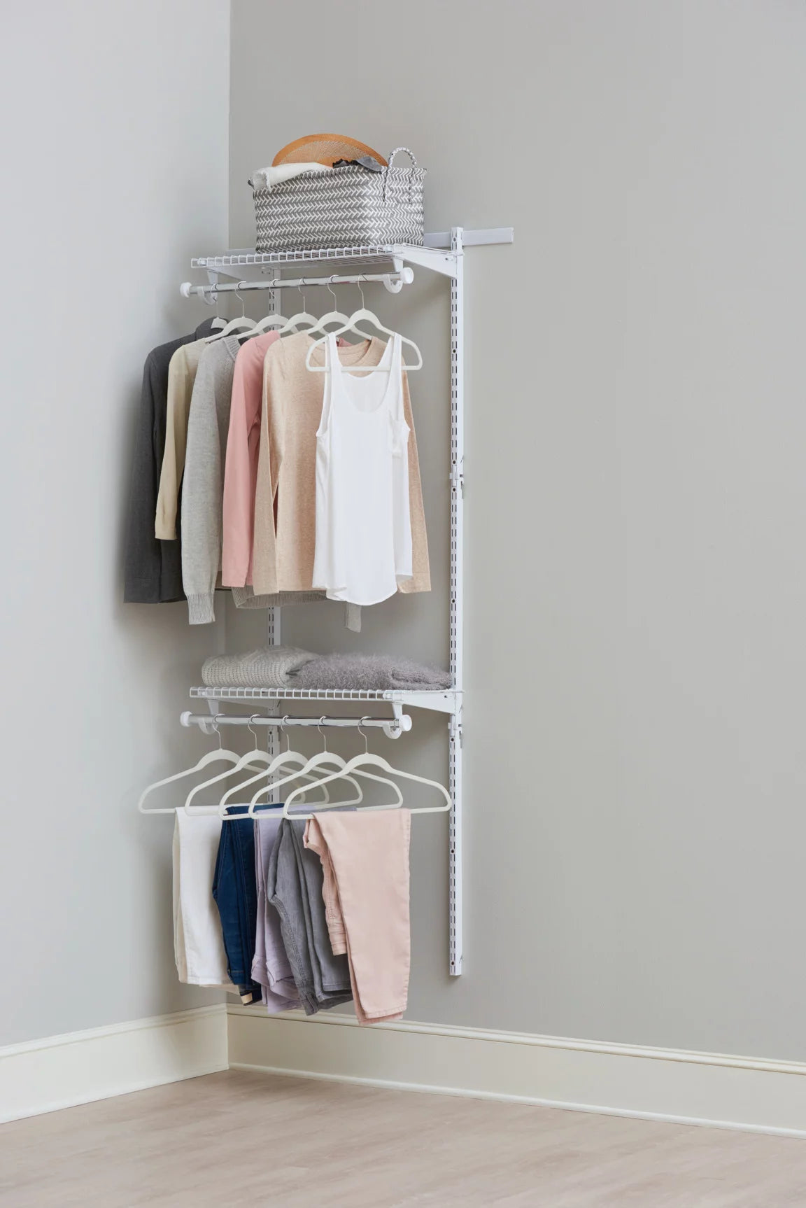 Steel Expandable Closet Kit, White R30391