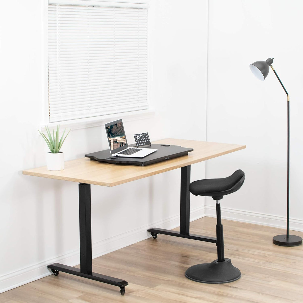 Black 27 inch Adjustable Standing Desk Converter D8233