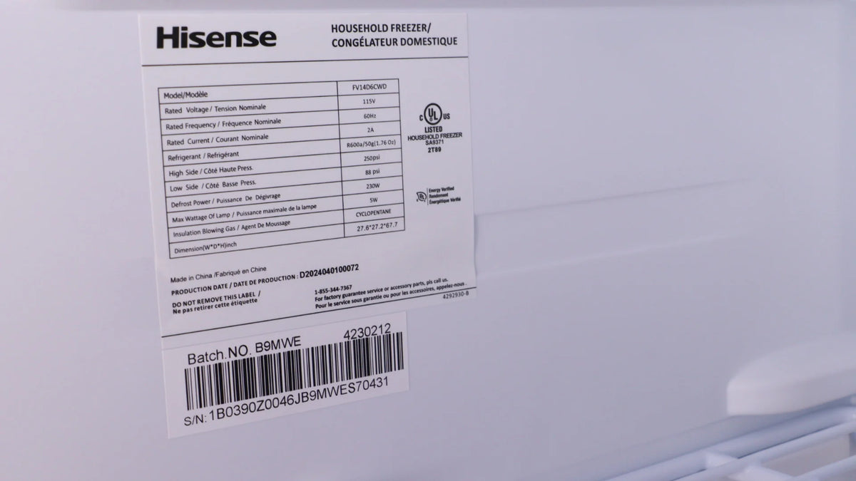13.5 Cu Ft White Upright Freezer with Reversible Door V522