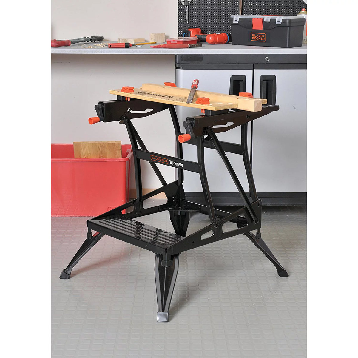 Portable Work Center and Vise J567