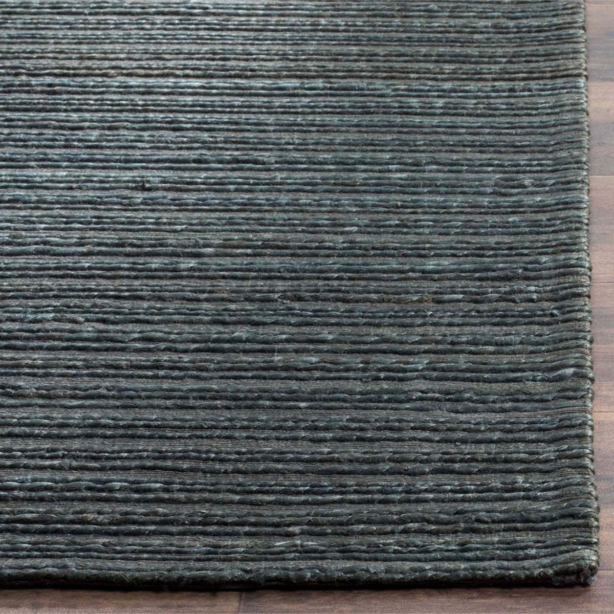 Dark Green Striped Area Rug, 4' x 6' E69675
