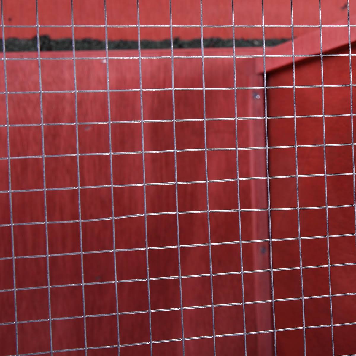 36x22 Red Wooden Chicken Coop Z781