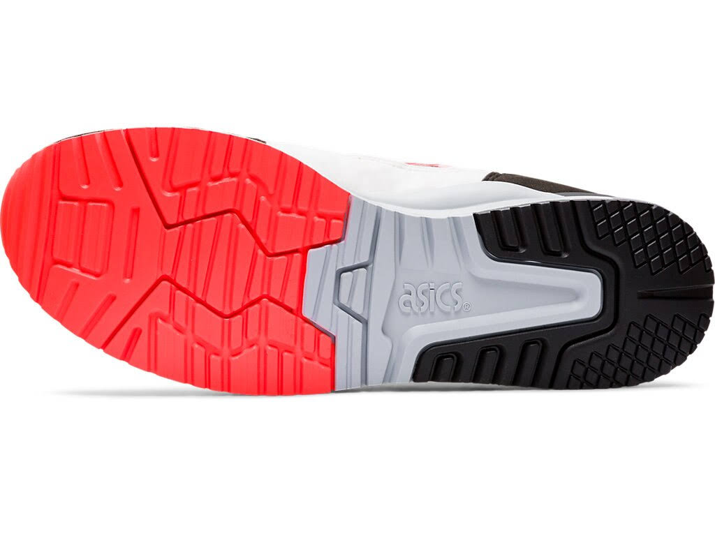 White Flash Coral Sneakers B52591