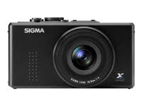 Compact 14.0 MP APS-C Digital Camera S710