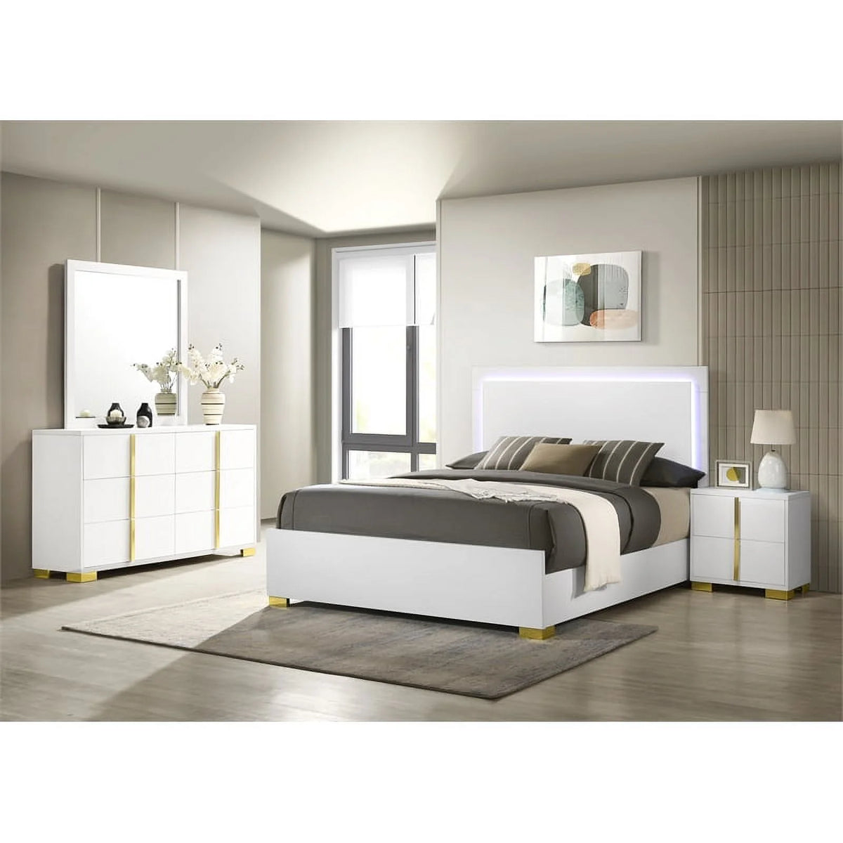 5 Piece Contemporary Wood Eastern King Bedroom Set H769