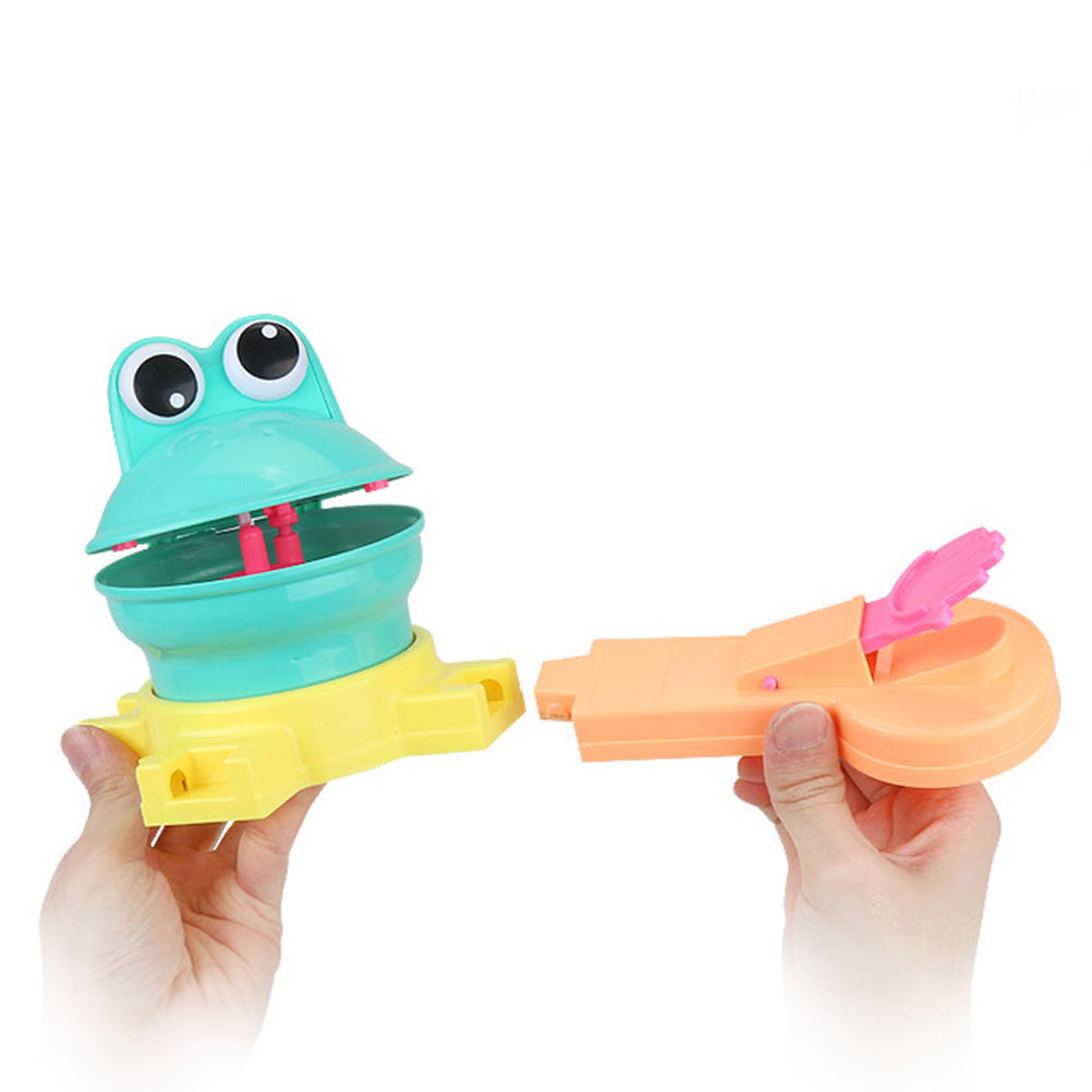 Eating Biscuits Toy C131485