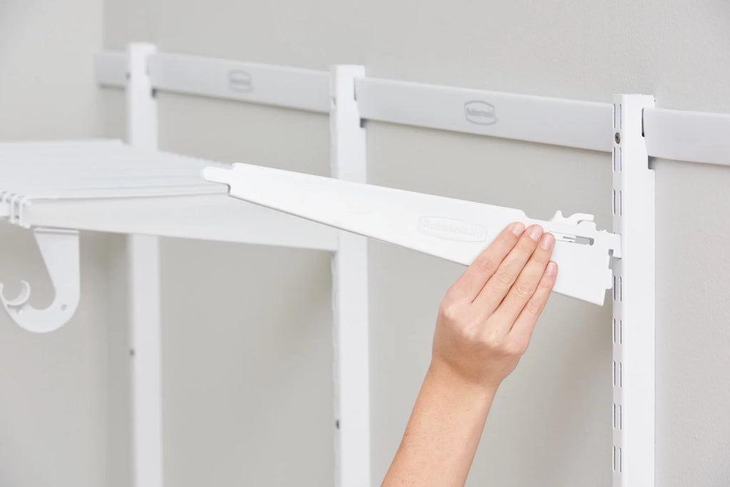Steel Expandable Closet Kit, White R30391