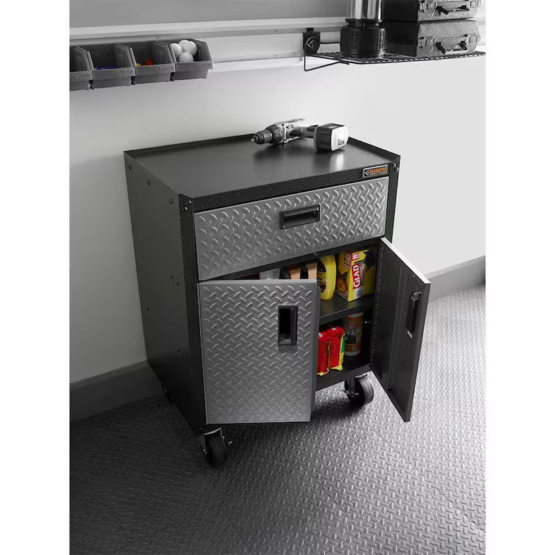 Steel Freestanding Garage Cabinet in Silver Tread H867