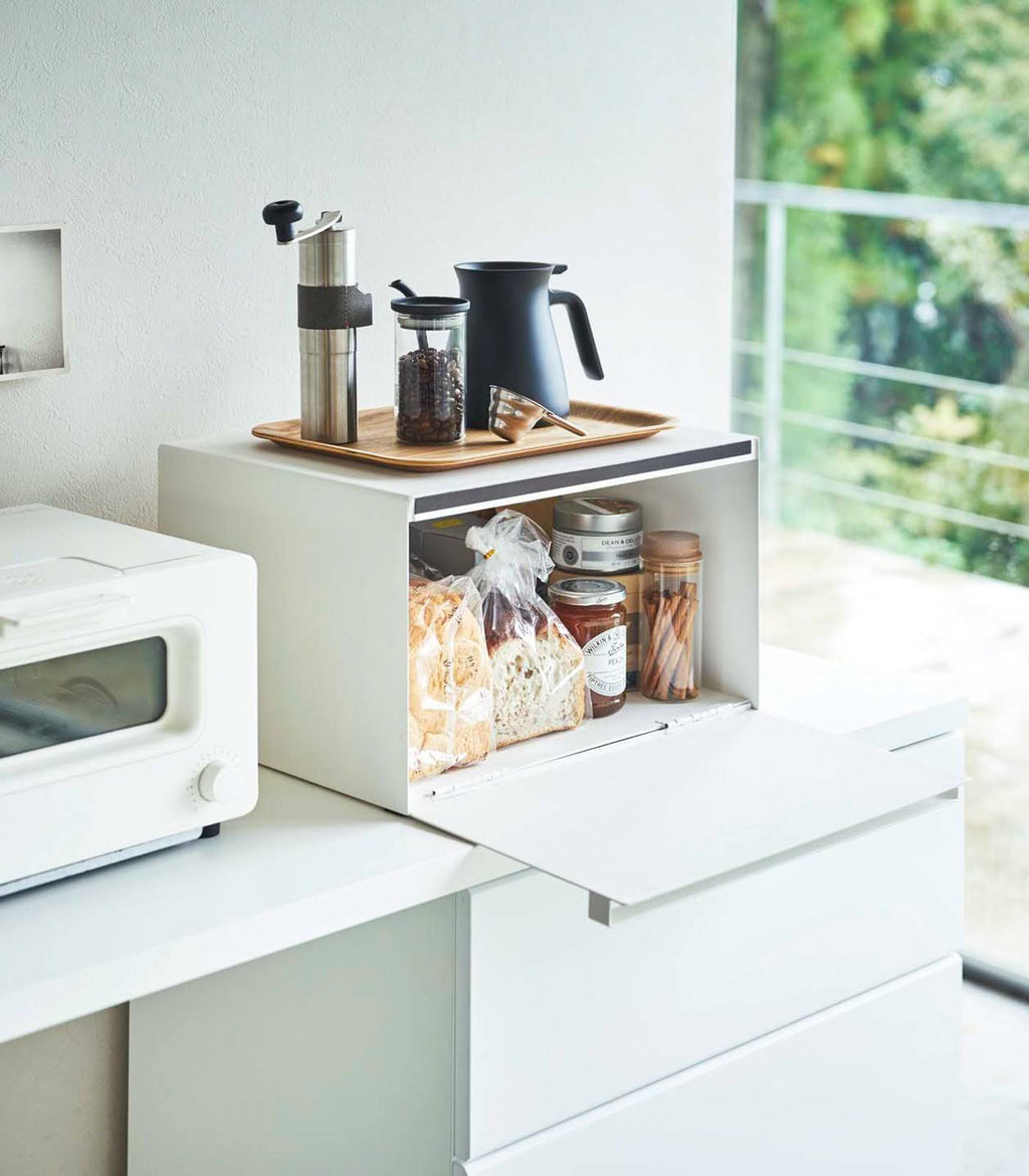 White Tower Bread Box D137