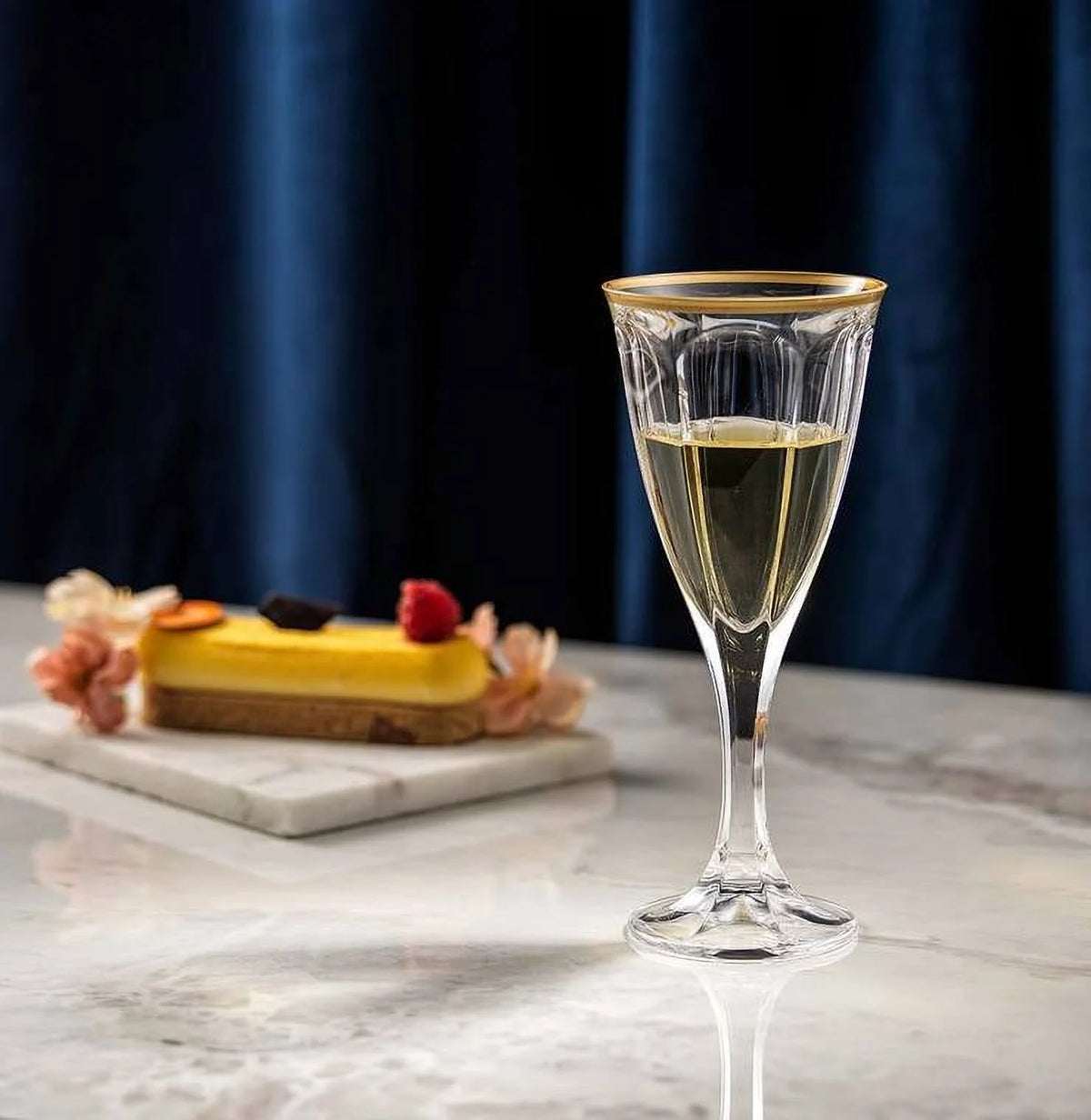 White Wine Glasses with Gold Rim, Set of 2 I168779