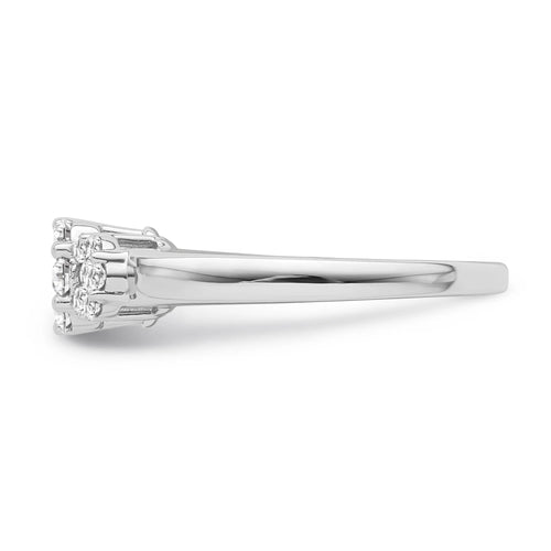 10K White Gold Diamond Cluster Band Ring O167