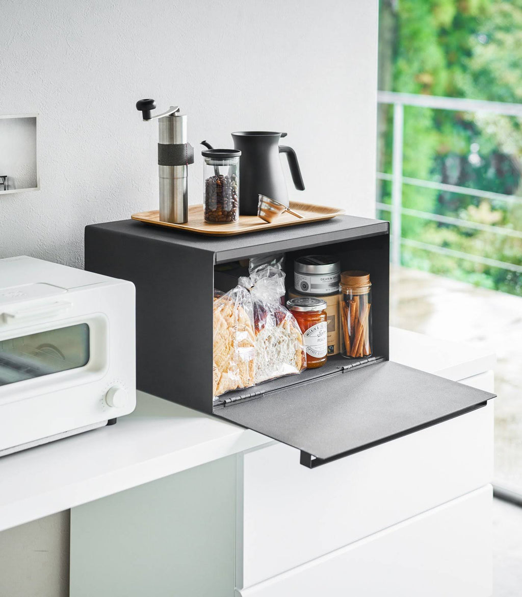 White Tower Bread Box D137